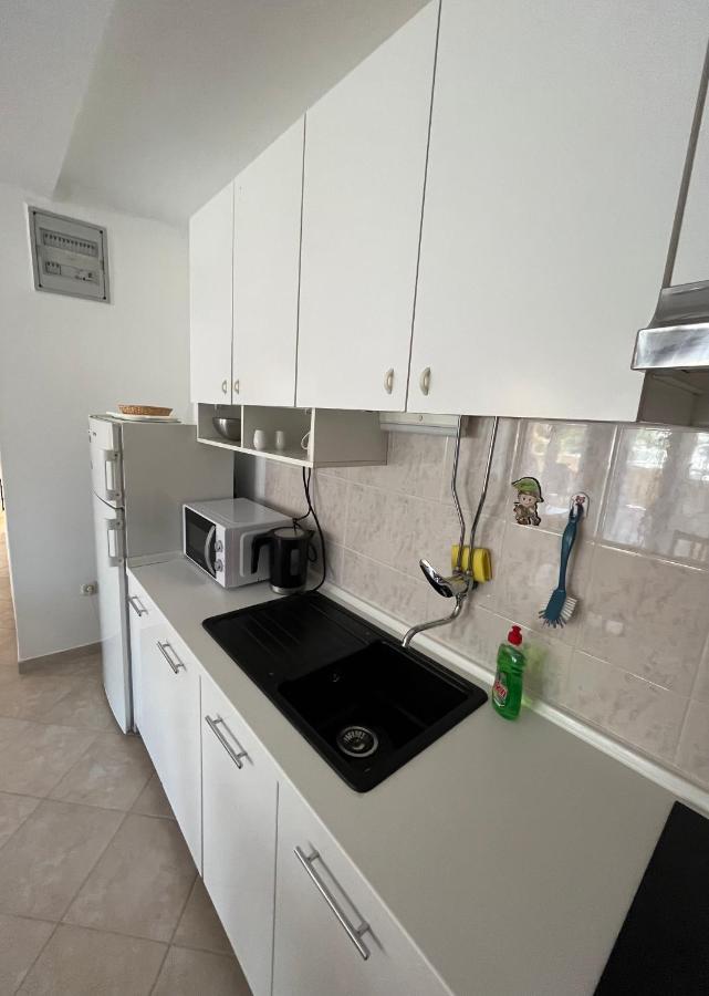 Apartments And Rooms Markovski Palit Екстериор снимка