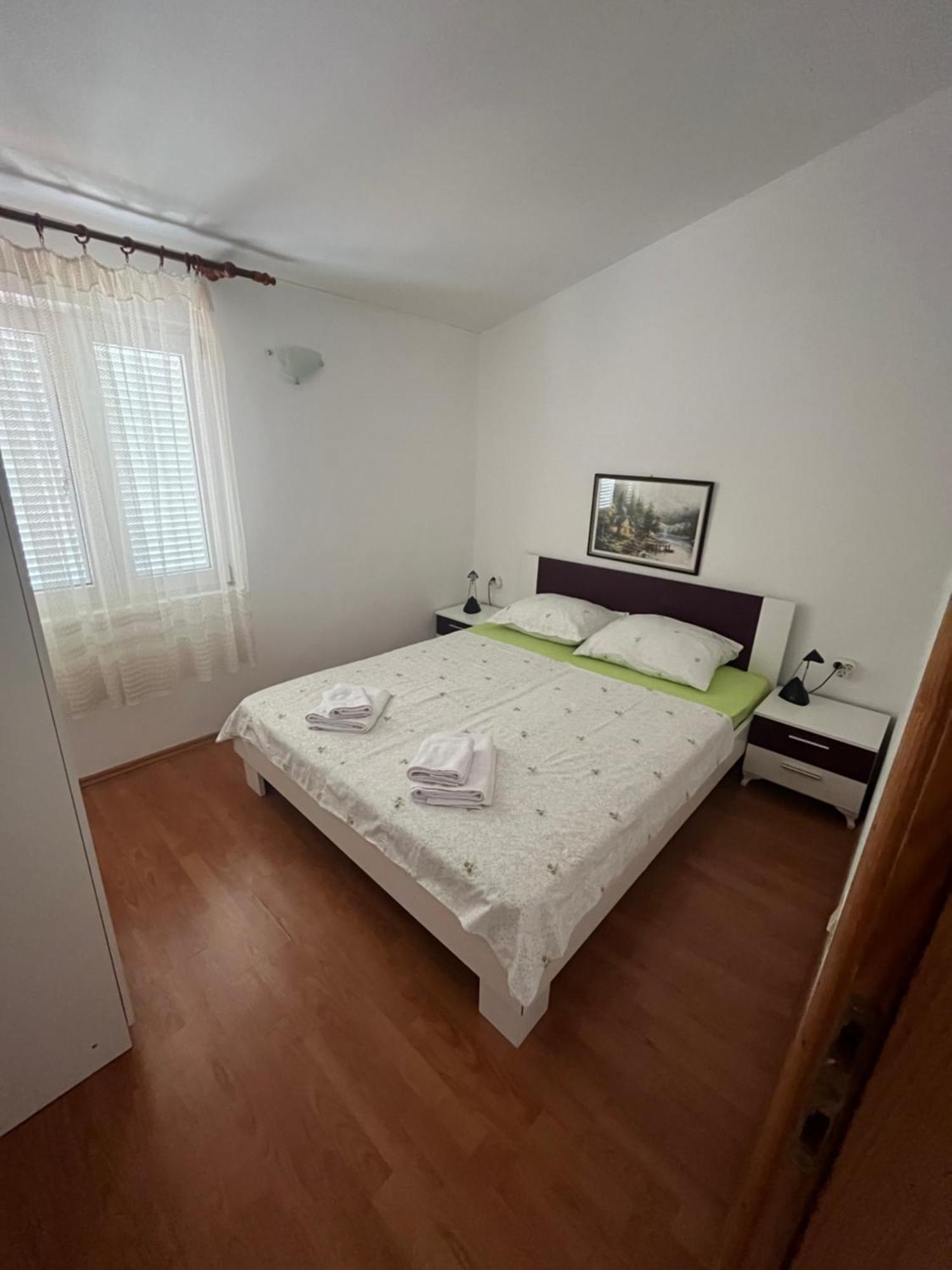 Apartments And Rooms Markovski Palit Екстериор снимка