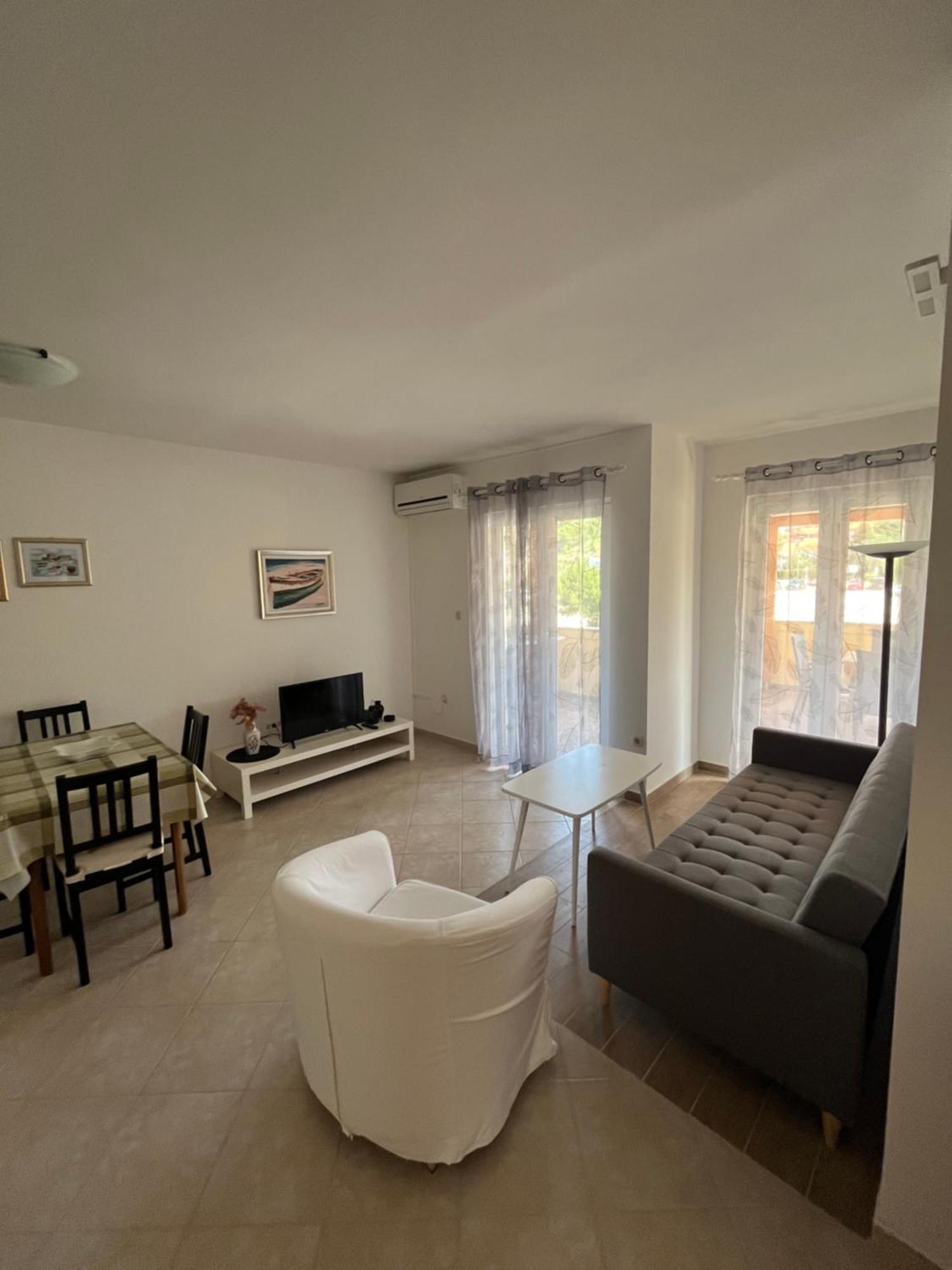 Apartments And Rooms Markovski Palit Екстериор снимка
